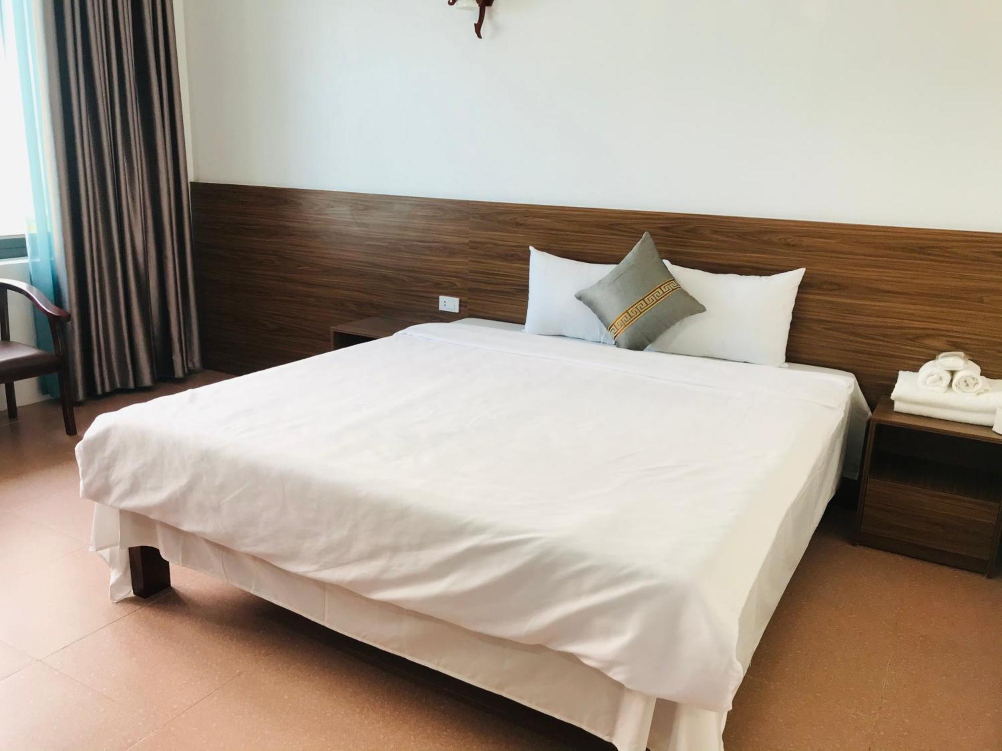 Anh Anh Hotel Bac Ha  Buitenkant foto