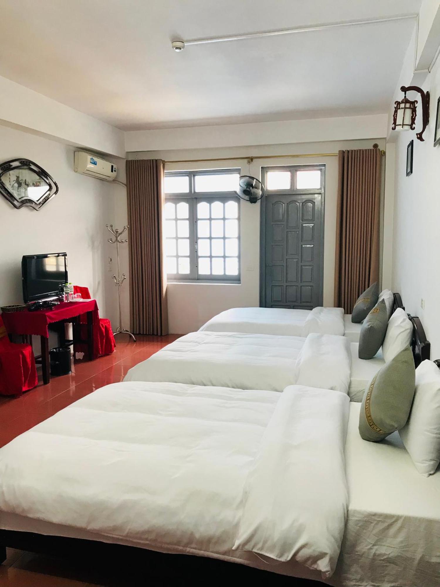 Anh Anh Hotel Bac Ha  Buitenkant foto