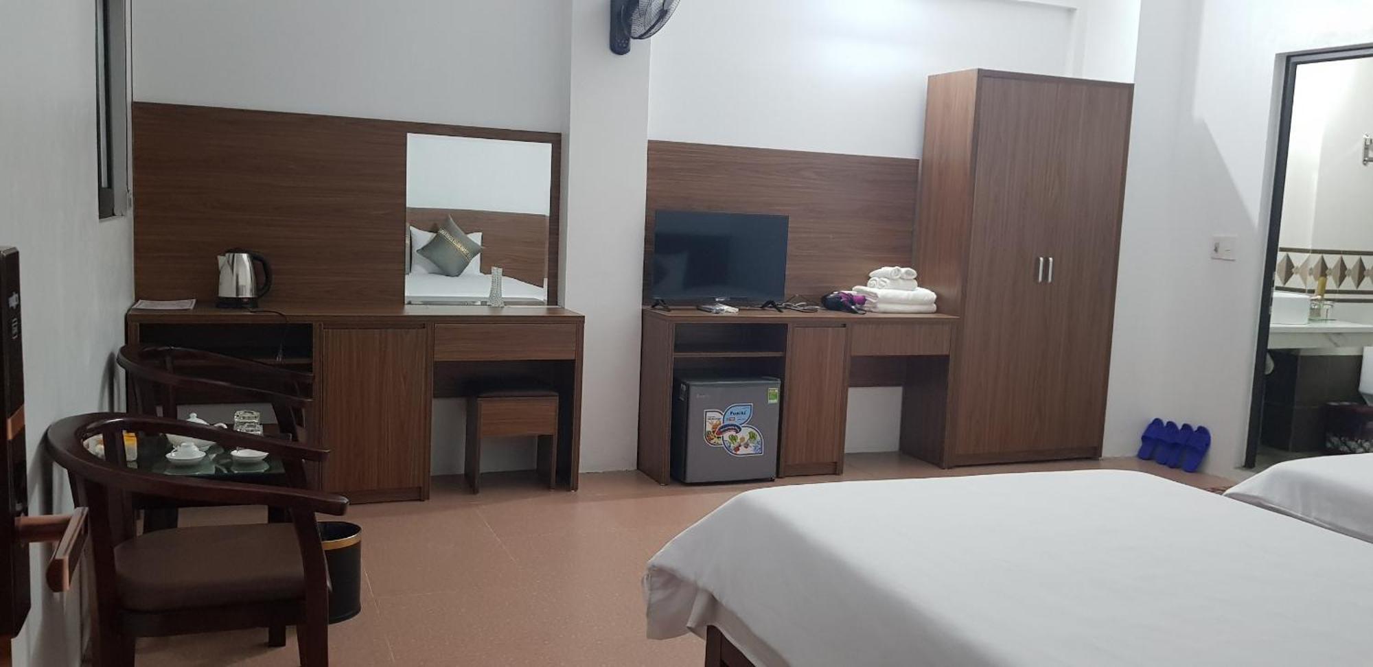 Anh Anh Hotel Bac Ha  Buitenkant foto